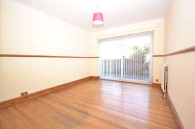  Image of 4 bedroom Semi-Detached house to rent in Ardmore Lane Buckhurst Hill IG9 at Ardmore Road  Buckhurst Hill, IG9 5SB
