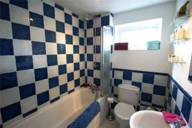  Image of 4 bedroom End of Terrace for sale in Arnett Avenue Finchampstead Wokingham RG40 at Finchampstead Wokingham Finchampstead, RG40 4EG