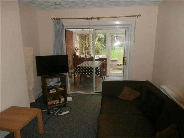  Image of 4 bedroom Semi-Detached house to rent in Arnold Road Southampton SO17 at Portswood, SO17 1TF