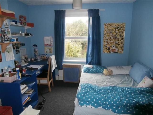  Image of 4 bedroom Semi-Detached house to rent in Arnold Road Southampton SO17 at Portswood, SO17 1TF