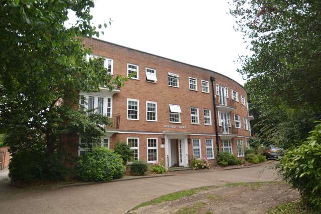  Image of 2 bedroom Apartment to rent in Ashley Road Epsom KT18 at Ashley Road  Epsom, KT18 5BQ