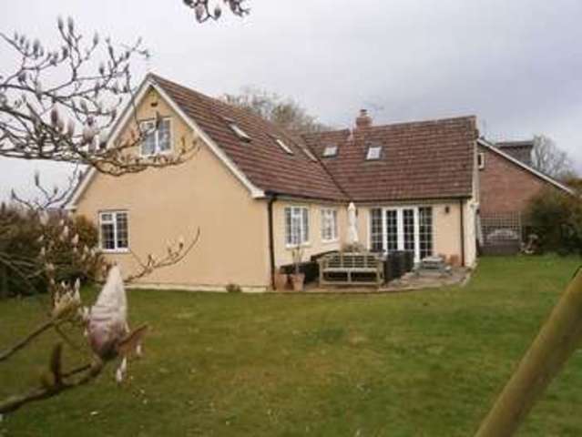  Image of 5 bedroom Detached house for sale in Aston-on-Carrant Aston-on-Carrant Tewkesbury GL20 at Aston-on-Carrant Tewkesbury, GL20 8HL