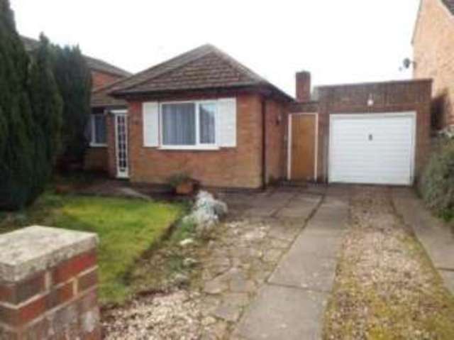  Image of 2 bedroom Bungalow for sale in Avenue Road Queniborough Leicester LE7 at Queniborough Leicester Queniborough, LE7 3FB
