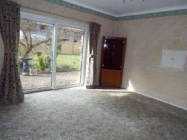  Image of 2 bedroom Bungalow for sale in Avenue Road Queniborough Leicester LE7 at Queniborough Leicester Queniborough, LE7 3FB