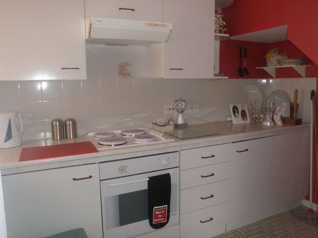 Image of 1 bedroom Terraced house to rent in Avern Close Tipton DY4 at Avern Close  Tipton, DY4 7ND