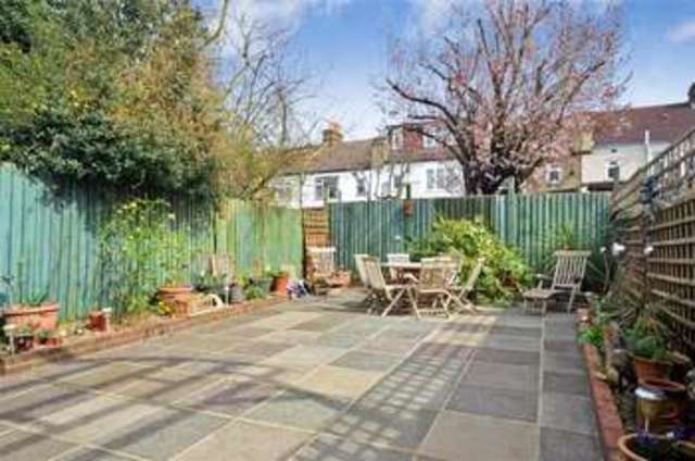  Image of 3 bedroom Terraced house for sale in Baring Road Addiscombe Croydon CR0 at Shirley Park Addiscombe Croydon, CR0 7DD