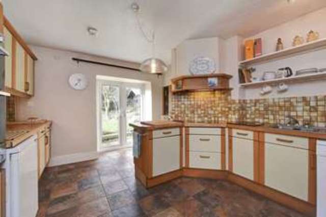  Image of 5 bedroom Detached house for sale in New Causeway Barkestone Nottingham NG13 at New Causeway Barkestone Nottingham, NG13 0HA