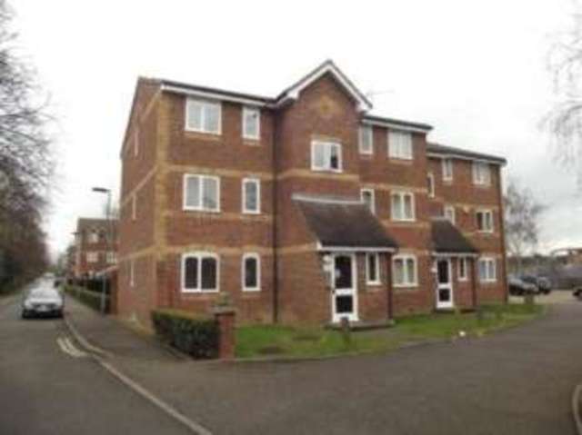  Image of 1 bedroom Flat for sale in Greenslade Road Barking IG11 at Barking  Barking, IG11 9XE
