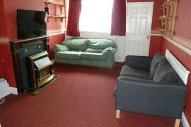  Image of 3 bedroom Terraced house for sale in Barnsdale Road Reading RG2 at Barnsdale Road  Reading, RG2 7JG