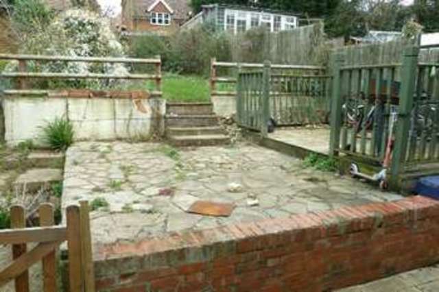  Image of 3 bedroom Terraced house for sale in Barnsdale Road Reading RG2 at Barnsdale Road  Reading, RG2 7JG