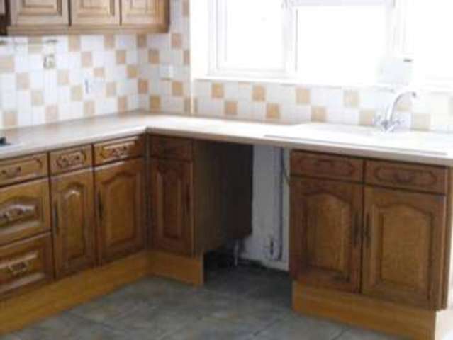  Image of 3 bedroom Semi-Detached house to rent in The Square Barrowby Grantham NG32 at The Square Barrowby Grantham, NG32 1DU