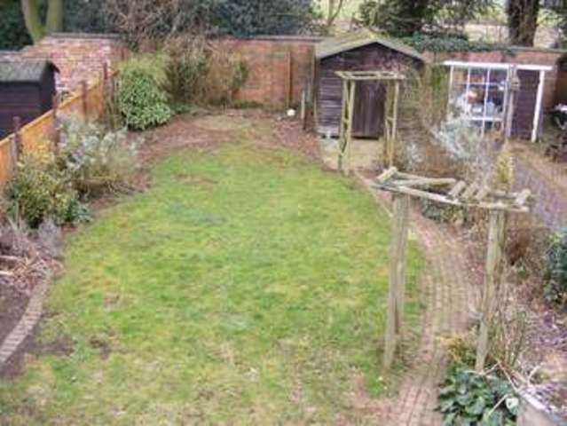  Image of 3 bedroom Semi-Detached house to rent in The Square Barrowby Grantham NG32 at The Square Barrowby Grantham, NG32 1DU