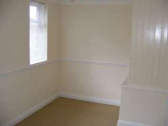  Image of 3 bedroom Semi-Detached house to rent in The Square Barrowby Grantham NG32 at The Square Barrowby Grantham, NG32 1DU