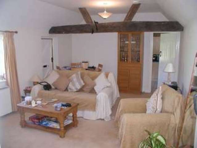  Image of 2 bedroom Detached house to rent in Basingstoke Road Riseley Reading RG7 at Basingstoke Road  Reading, RG7 1QF