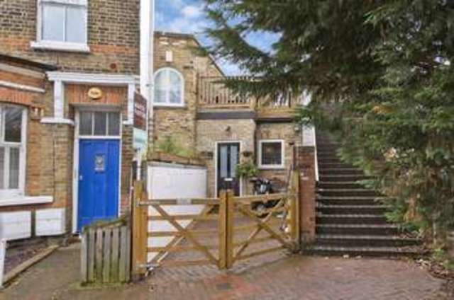  Image of 2 bedroom Detached house to rent in Beauchamp Terrace London SW15 at Beauchamp Terrace  London, SW15 1BW