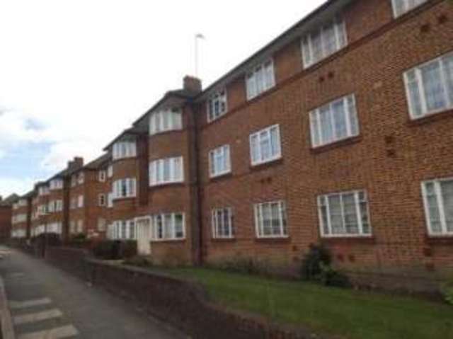  Image of 2 bedroom Flat for sale in Beaufort Park London NW11 at London  Hampstead Garden Suburb, NW11 6BY