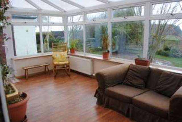  Image of 2 bedroom Cottage for sale in Biggar ML12 at 5 Greenshields  Biggar, ML12 6RB