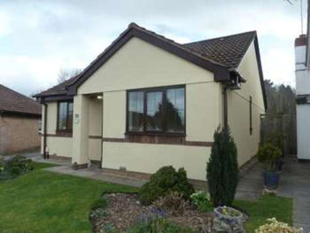  Image of 3 bedroom Detached house for sale in Belmont Close Kingsteignton Newton Abbot TQ12 at Belmont Close Kingsteignton Newton Abbot, TQ12 3TT