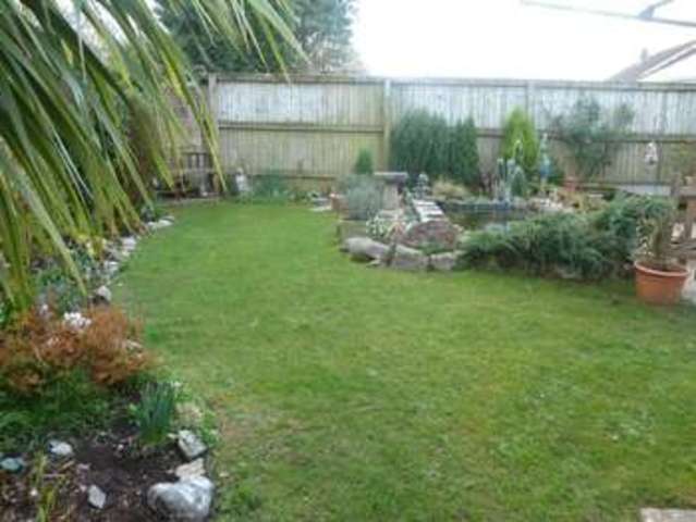  Image of 3 bedroom Detached house for sale in Belmont Close Kingsteignton Newton Abbot TQ12 at Belmont Close Kingsteignton Newton Abbot, TQ12 3TT