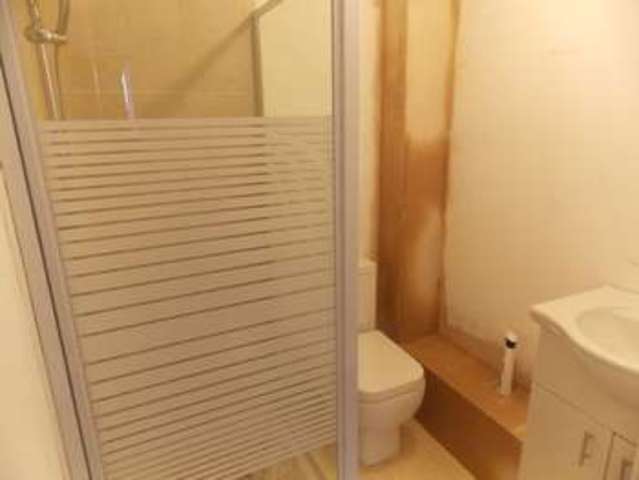 Image of 1 bedroom Flat to rent in Bishops Road Hayes UB3 at Bishops Road  Hayes, UB3 2TE