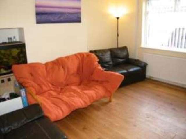  Image of 3 bedroom Terraced house for sale in Blakeney Road Horfield Bristol BS7 at Bristol Somerset Horfield, BS7 0DN