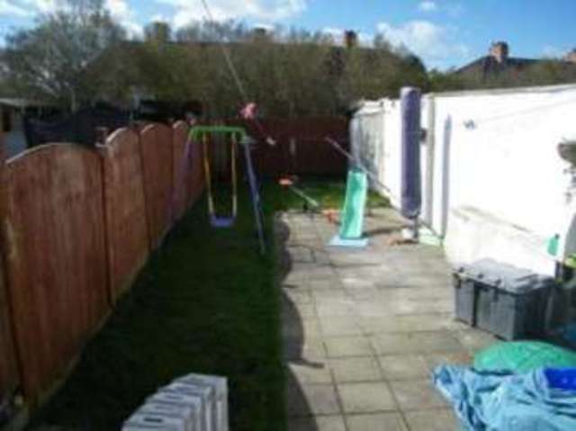  Image of 3 bedroom Terraced house for sale in Blakeney Road Horfield Bristol BS7 at Bristol Somerset Horfield, BS7 0DN
