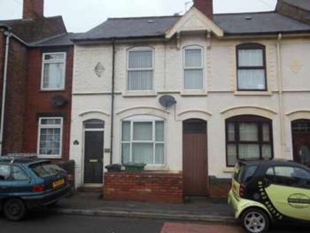  Image of 2 bedroom Terraced house to rent in Bloxwich Road South Willenhall WV13 at Willenhall, WV13 1AZ