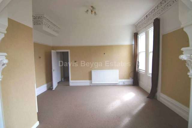  Image of 1 bedroom Apartment to rent in Crosby Liverpool L23 at Blundellsands Road West  Liverpool, L23 6TE