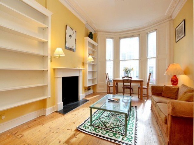  Image of 3 bedroom Flat to rent in Bonchurch Road London W10 at Notting Hill  London, W10 5SD