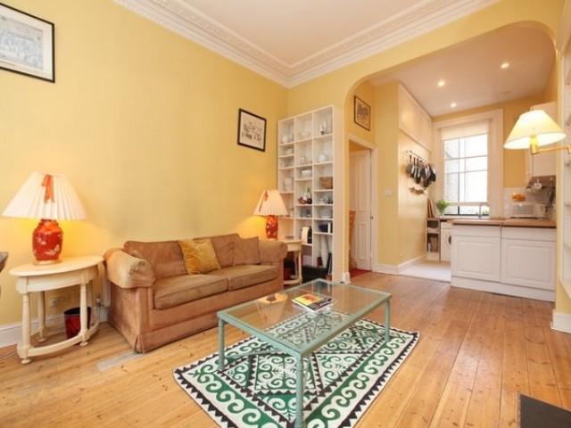  Image of 3 bedroom Flat to rent in Bonchurch Road London W10 at Notting Hill  London, W10 5SD