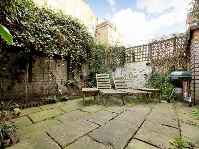  Image of 3 bedroom Flat to rent in Bonchurch Road London W10 at Notting Hill  London, W10 5SD