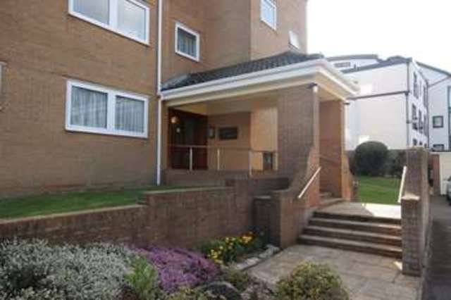  Image of 2 bedroom Flat for sale in Boscombe Overcliff Drive Southbourne Bournemouth BH5 at 5 Boscombe Overcliff Drive Boscombe Manor Bournemouth, BH5 1JB