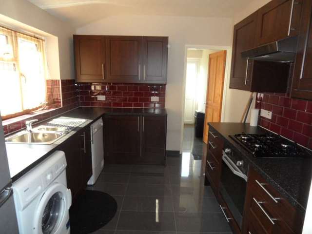  Image of 2 bedroom Detached house to rent in Boston Road London E6 at Boston Road East Ham London, E6 3NH
