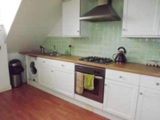  Image of 3 bedroom Flat for sale in Parkwood Road Southbourne Bournemouth BH5 at Bournemouth Dorset Pokesdown, BH5 2BS