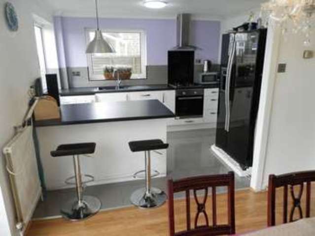  Image of 3 bedroom Detached house for sale in Boxgrove Goring-by-Sea Worthing BN12 at Boxgrove  Goring-by-Sea, BN12 6AR