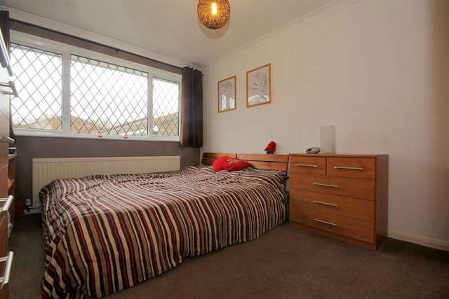  Image of 3 bedroom Detached house for sale in Braemar Turn Hemel Hempstead HP2 at Braemar Turn  Hemel Hempstead, HP2 7QQ