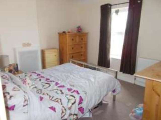  Image of 2 bedroom Terraced house for sale in Coggeshall Road Braintree CM7 at Braintree Essex Braintree, CM7 9EJ
