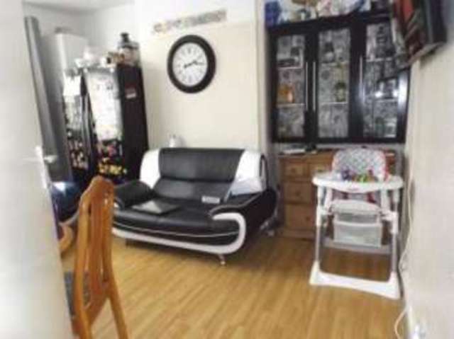  Image of 3 bedroom Terraced house for sale in Brantwood Road London N17 at London  White Hart Lane, N17 0DT