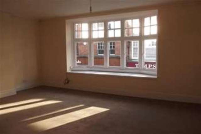  Image of Flat to rent in Bridge Street Evesham WR11 at Evesham, WR11 4RR