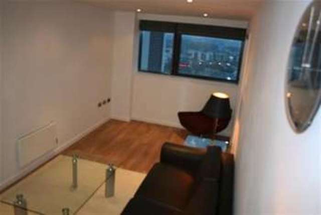  Image of 1 bedroom Flat to rent in Water Lane Holbeck Leeds LS11 at Leeds, LS11 5QB