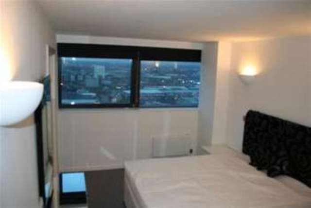  Image of 1 bedroom Flat to rent in Water Lane Holbeck Leeds LS11 at Leeds, LS11 5QB