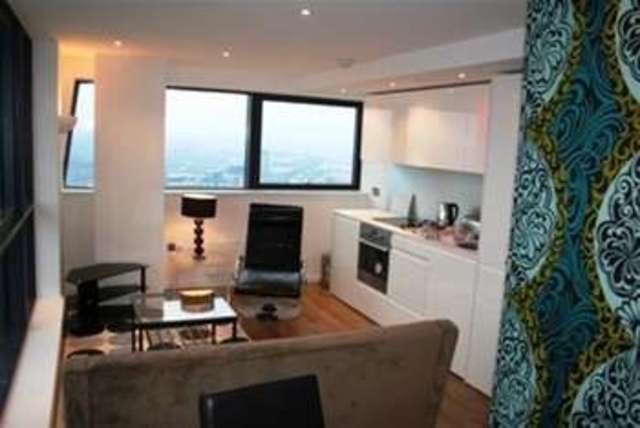  Image of 2 bedroom Flat to rent in Water Lane Holbeck Leeds LS11 at Leeds, LS11 5QB