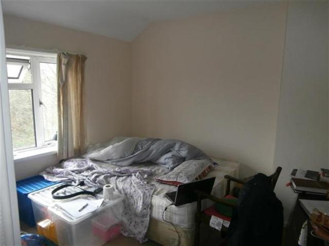  Image of 5 bedroom Semi-Detached house to rent in Broadlands Road Southampton SO17 at Portswood, SO17 3AP