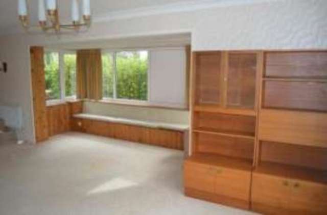  Image of 3 bedroom Detached house for sale in Corfe Way Broadstone BH18 at Broadstone Dorset Broadstone, BH18 9ND