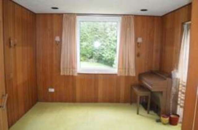  Image of 3 bedroom Detached house for sale in Corfe Way Broadstone BH18 at Broadstone Dorset Broadstone, BH18 9ND