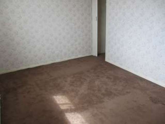  Image of 3 bedroom Terraced house to rent in Broadwater Crescent Stevenage SG2 at Broadwater Crescent  Stevenage, SG2 8EX