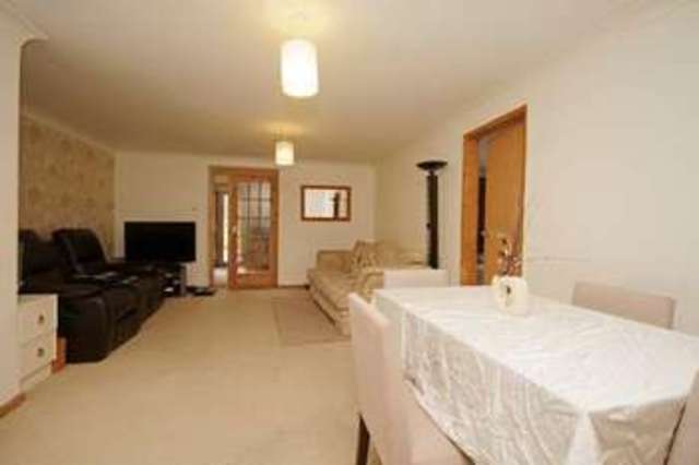  Image of 5 bedroom Detached house for sale in Broadway Avenue Kingsteignton Newton Abbot TQ12 at Broadway Avenue Kingsteignton Newton Abbot, TQ12 3EN