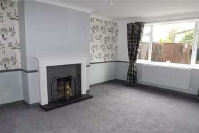  Image of 2 bedroom Maisonette to rent in Brook Lane Solihull B92 at Solihull, B92 7EJ