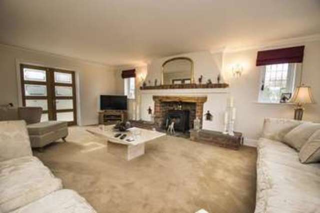  Image of 4 bedroom Detached house for sale in Brookfield Close Wallingford OX10 at Brookfield Close  Wallingford, OX10 9EQ