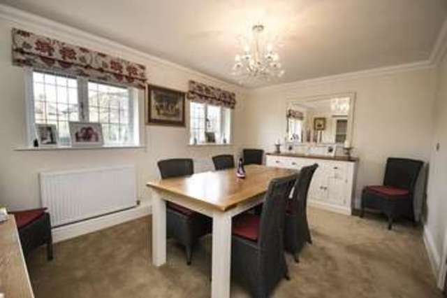  Image of 4 bedroom Detached house for sale in Brookfield Close Wallingford OX10 at Brookfield Close  Wallingford, OX10 9EQ